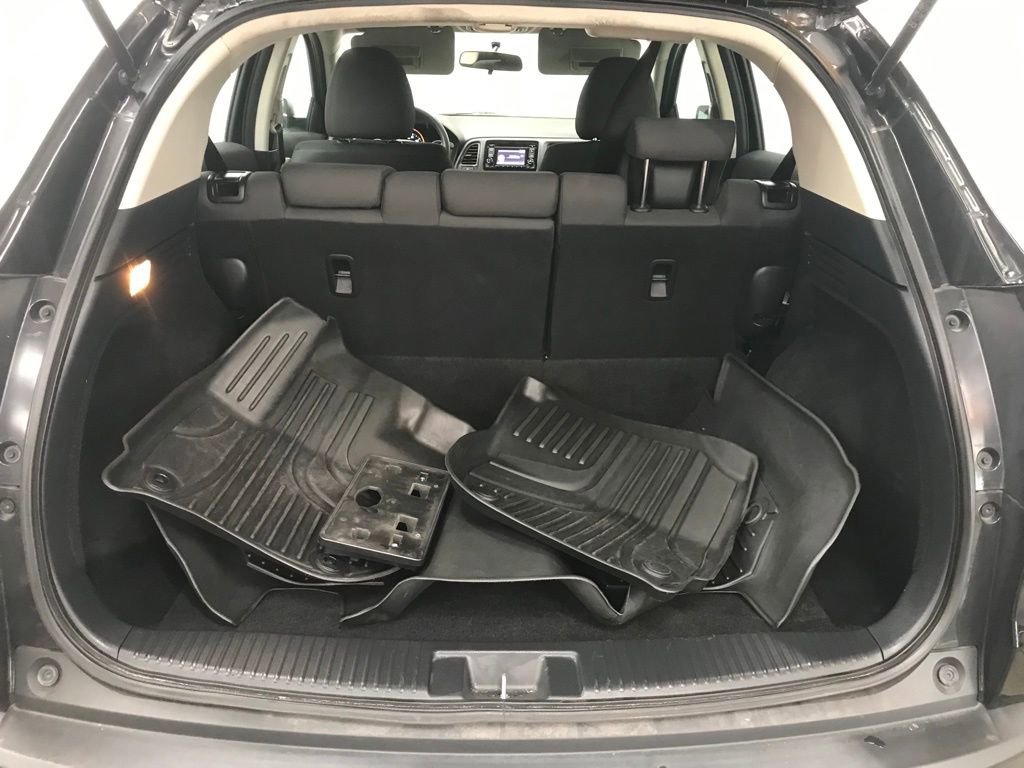 Used 2022 Honda HR-V LX image 31