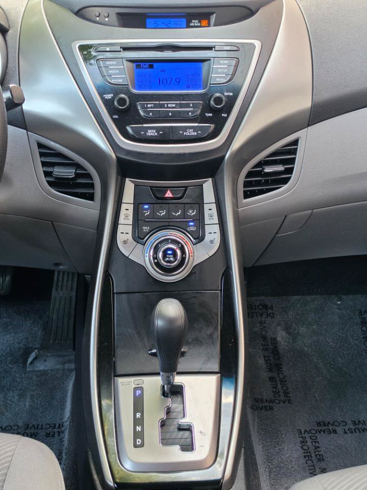 Used 2013 Hyundai Elantra GLS w/ Preferred Pkg FWD image 14