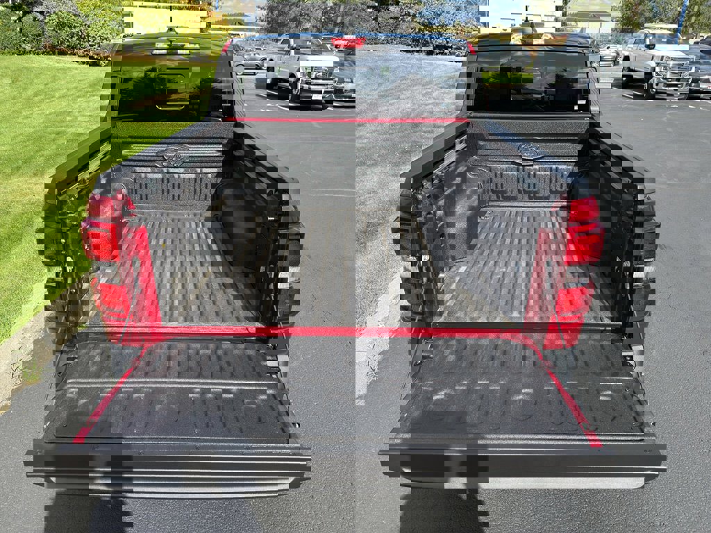 New 2025 Ford Maverick Lariat w/ Black Appearance Package image 7