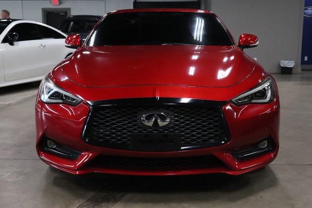 Used 2018 INFINITI Q60 Red Sport 400 w/ Sensory Package 3.0T Sport RWD image 8