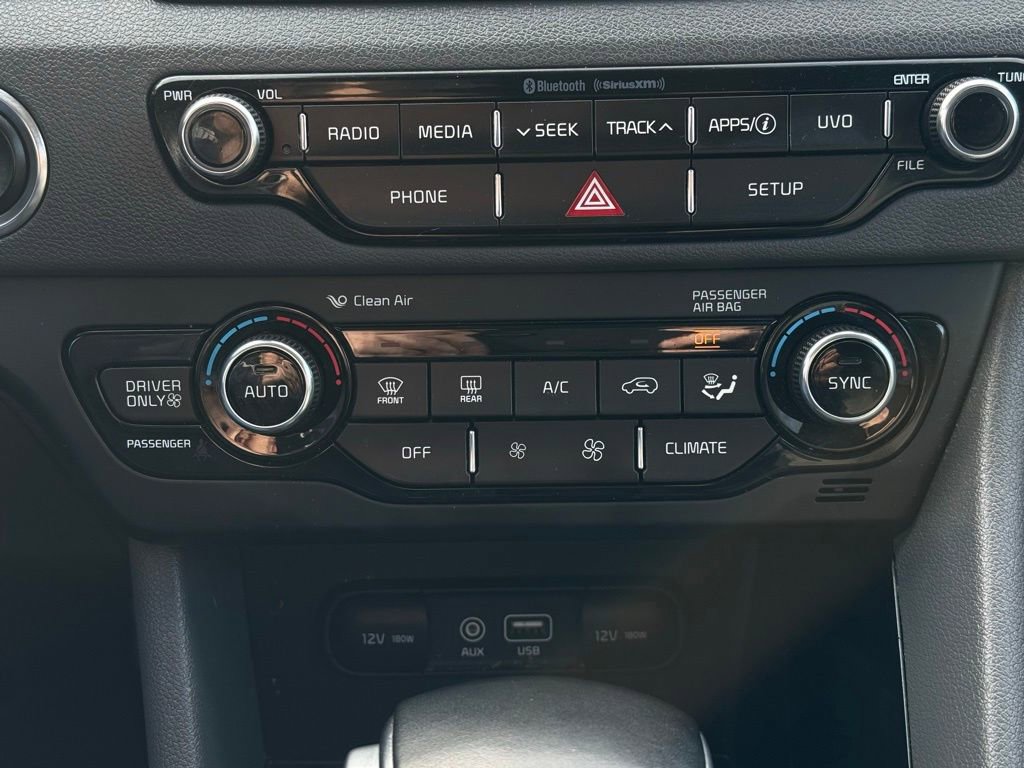 Used 2018 Kia Niro EX image 36