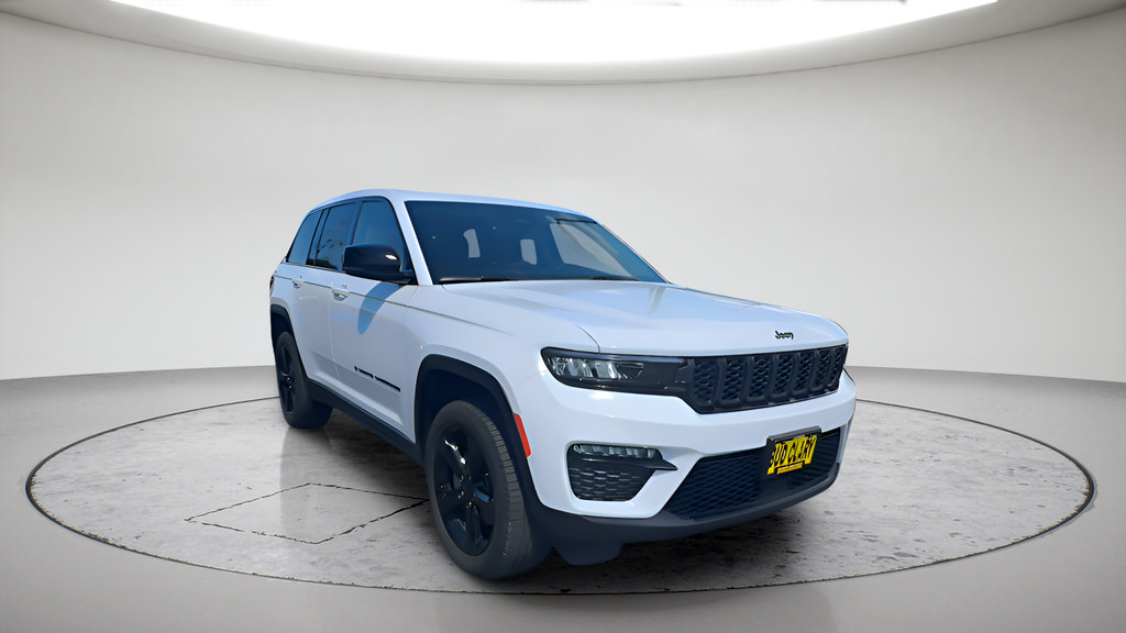 Used 2023 Jeep Grand Cherokee Limited w/ Black Appearance Package