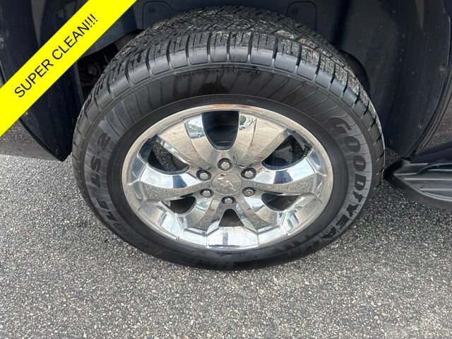 Used 2012 Chevrolet Tahoe LTZ AWD/4WD image 32