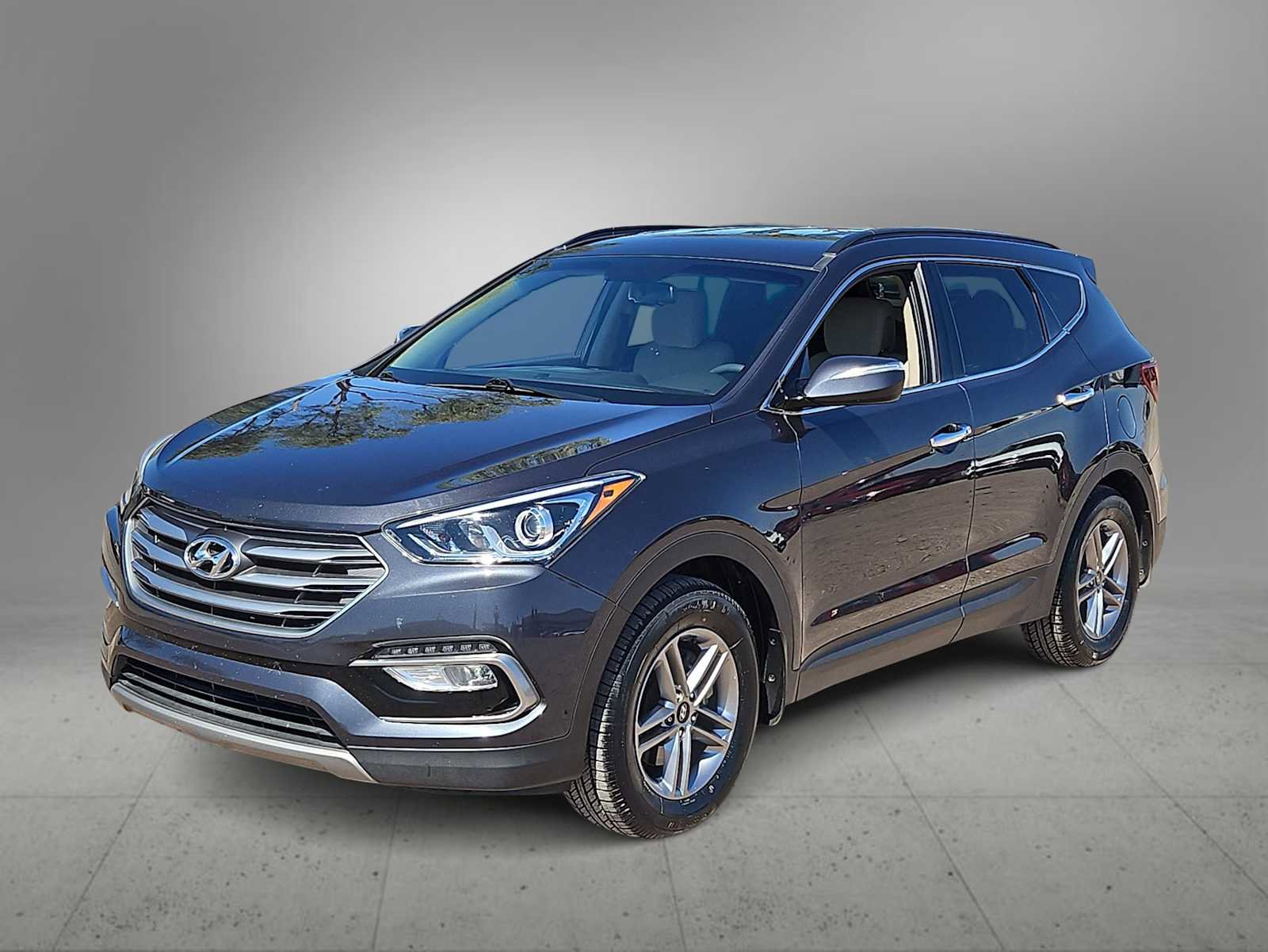 Used 2018 Hyundai Santa Fe Sport w/ 2.4L Value Package 02 image 4