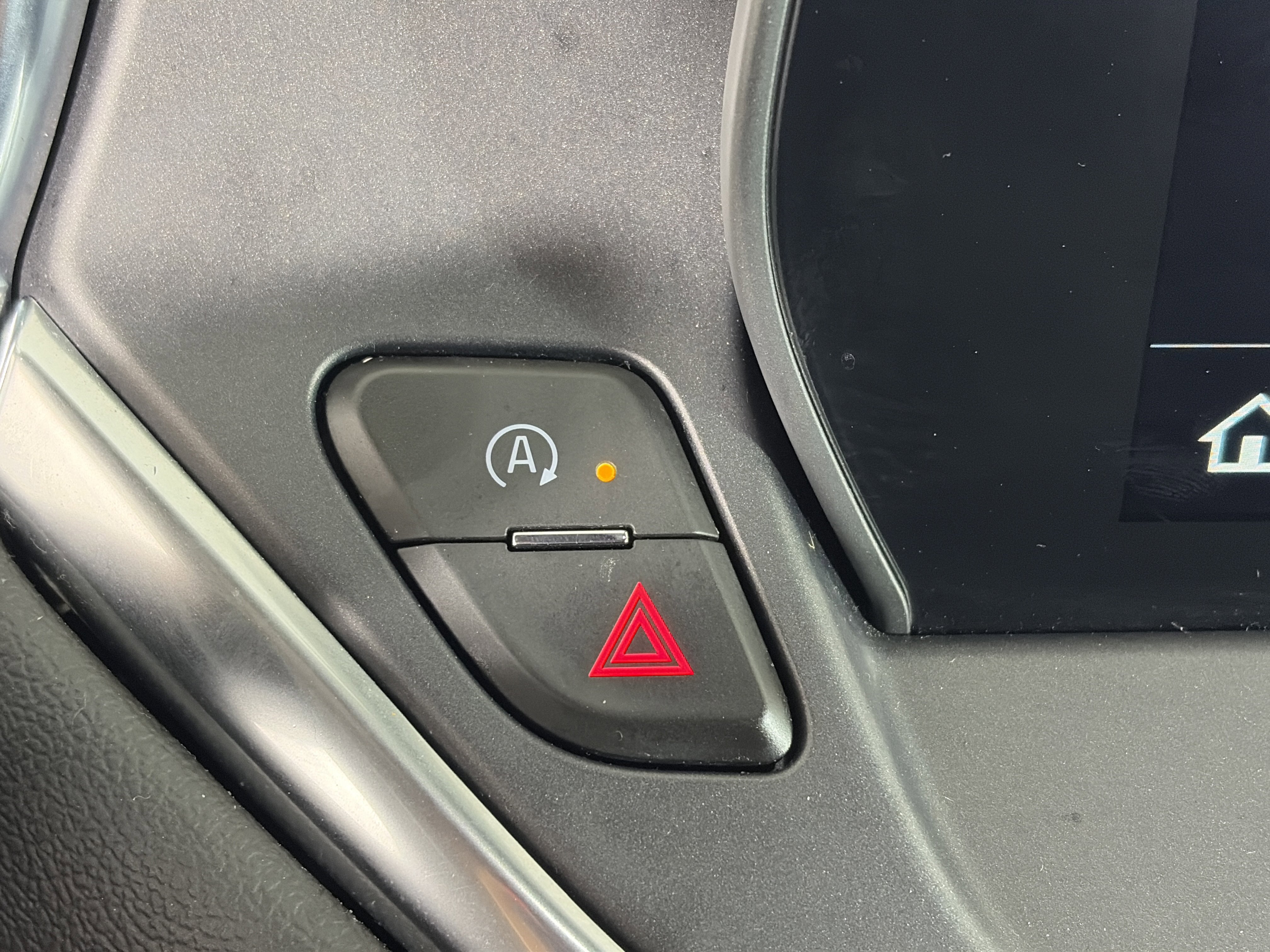 Certified 2024 Chevrolet Blazer LT image 28