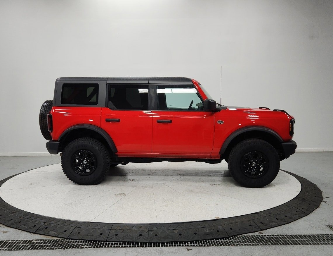 Used 2022 Ford Bronco Wildtrak image 8