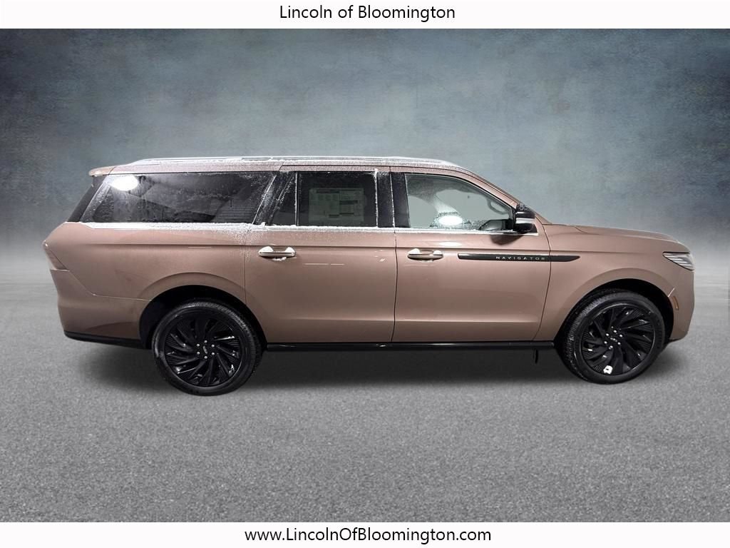 New 2025 Lincoln Navigator L Black Label AWD/4WD image 6