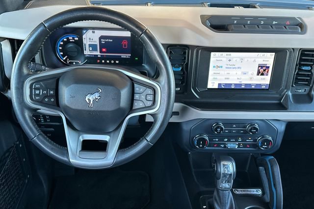 Used 2022 Ford Bronco Wildtrak image 12