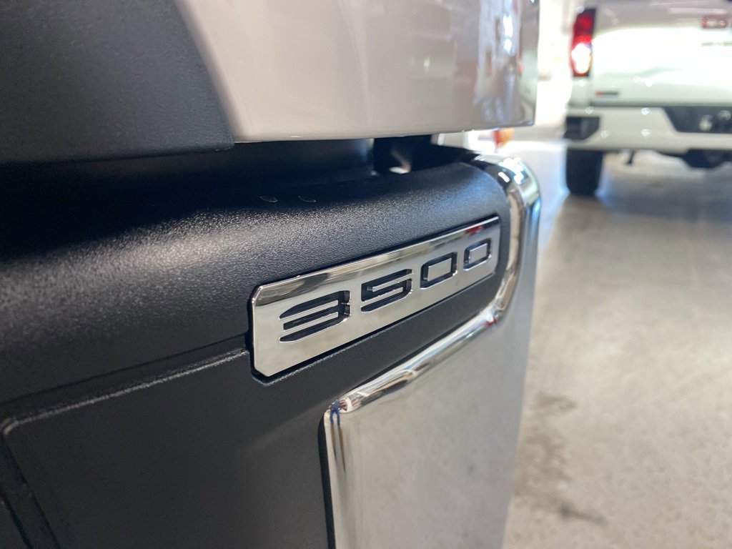 New 2026 GMC Sierra 3500 Pro w/ Convenience Package image 11