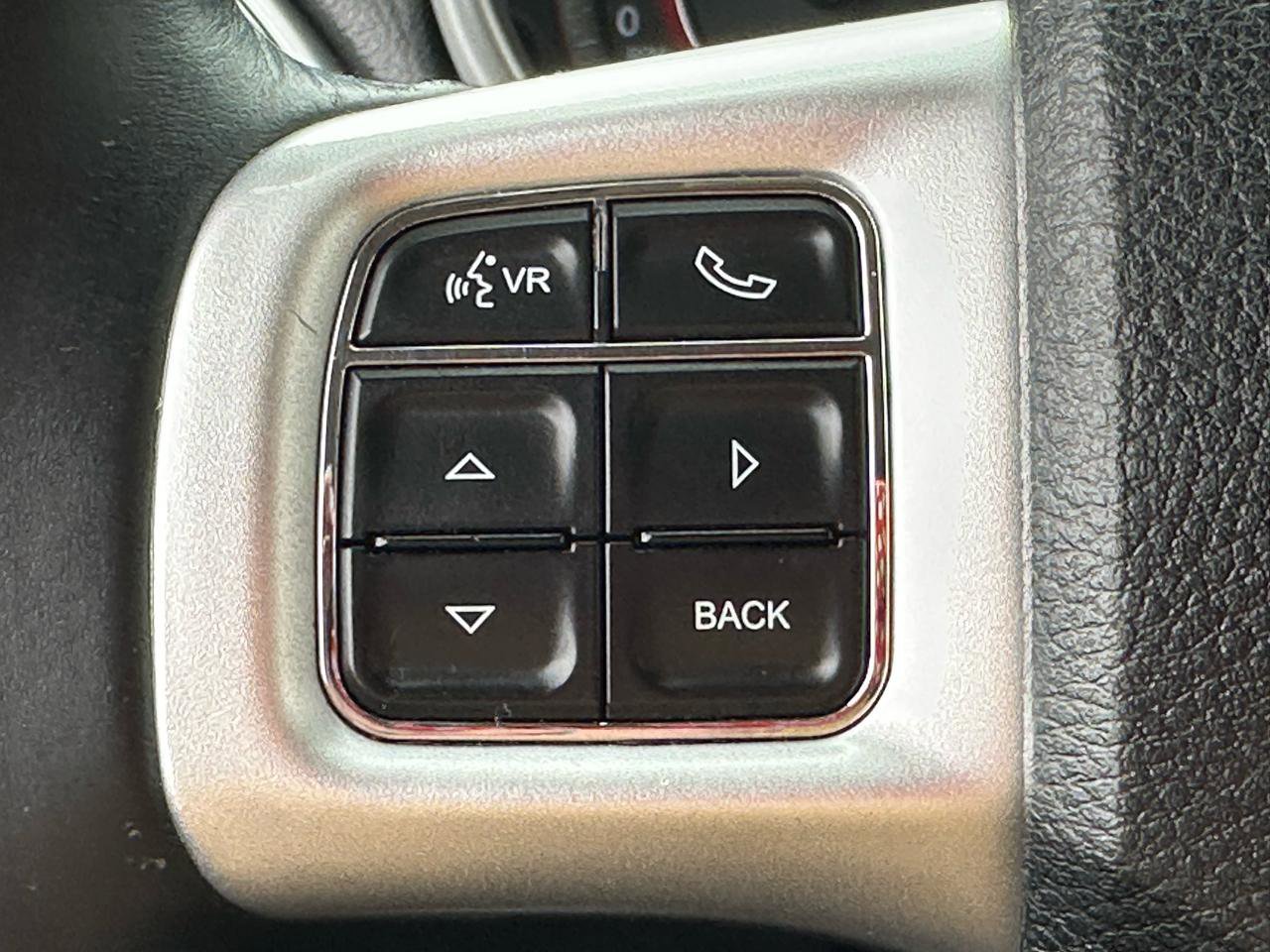 Used 2017 Dodge Journey SXT w/ Premium Group image 16