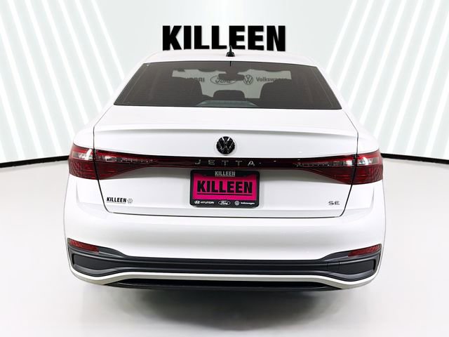 Used 2025 Volkswagen Jetta SE w/ Sunroof Package image 6