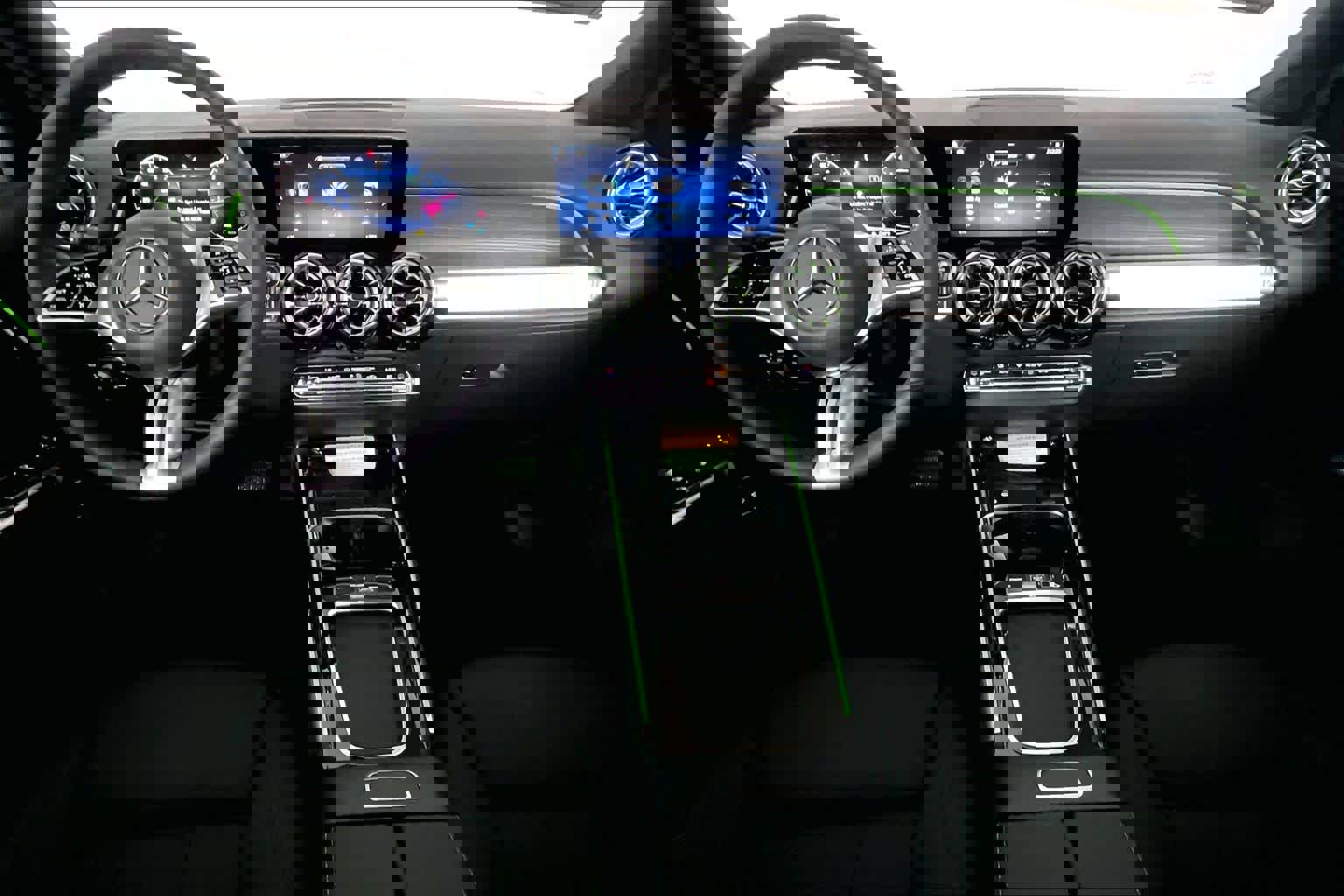 New 2026 Mercedes-Benz GLB 250 4MATIC image 8