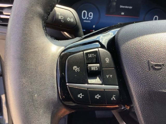 Used 2023 Ford Escape Platinum AWD/4WD image 30