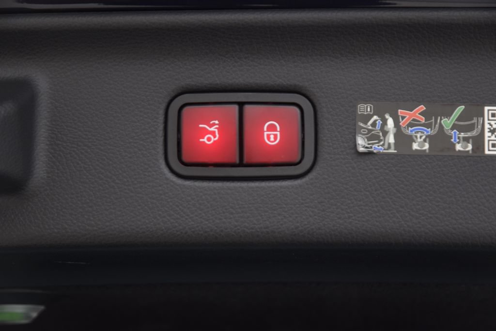 Certified 2022 Mercedes-Benz Maybach S 580 4MATIC image 31