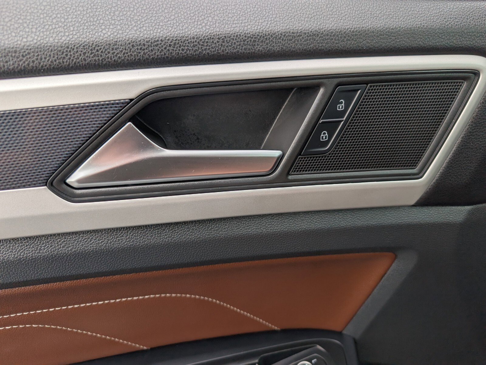 Used 2021 Volkswagen Atlas SE w/ Panoramic Sunroof Package image 34