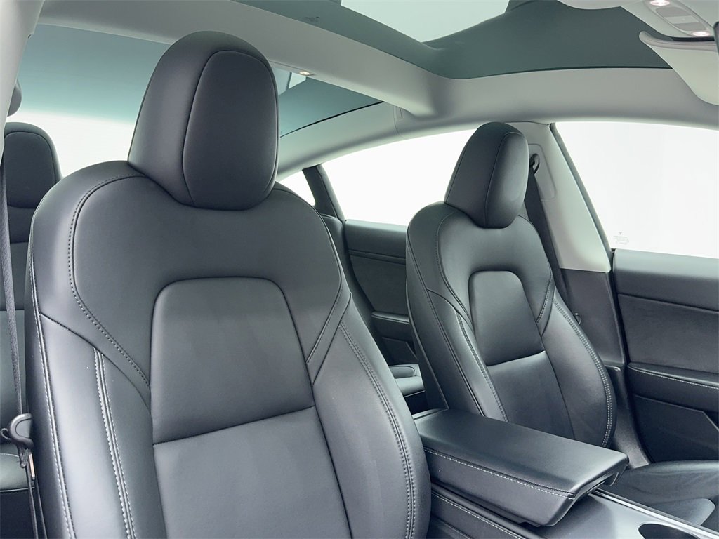 Used 2023 Tesla Model 3 Standard Range image 46