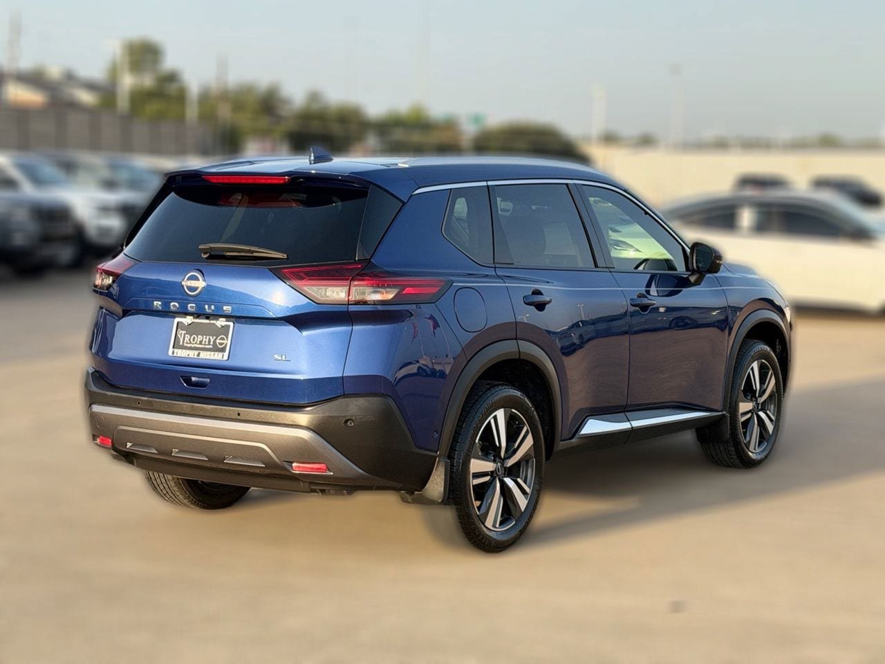 Certified 2023 Nissan Rogue SL w/ SL Premium Package FWD image 6