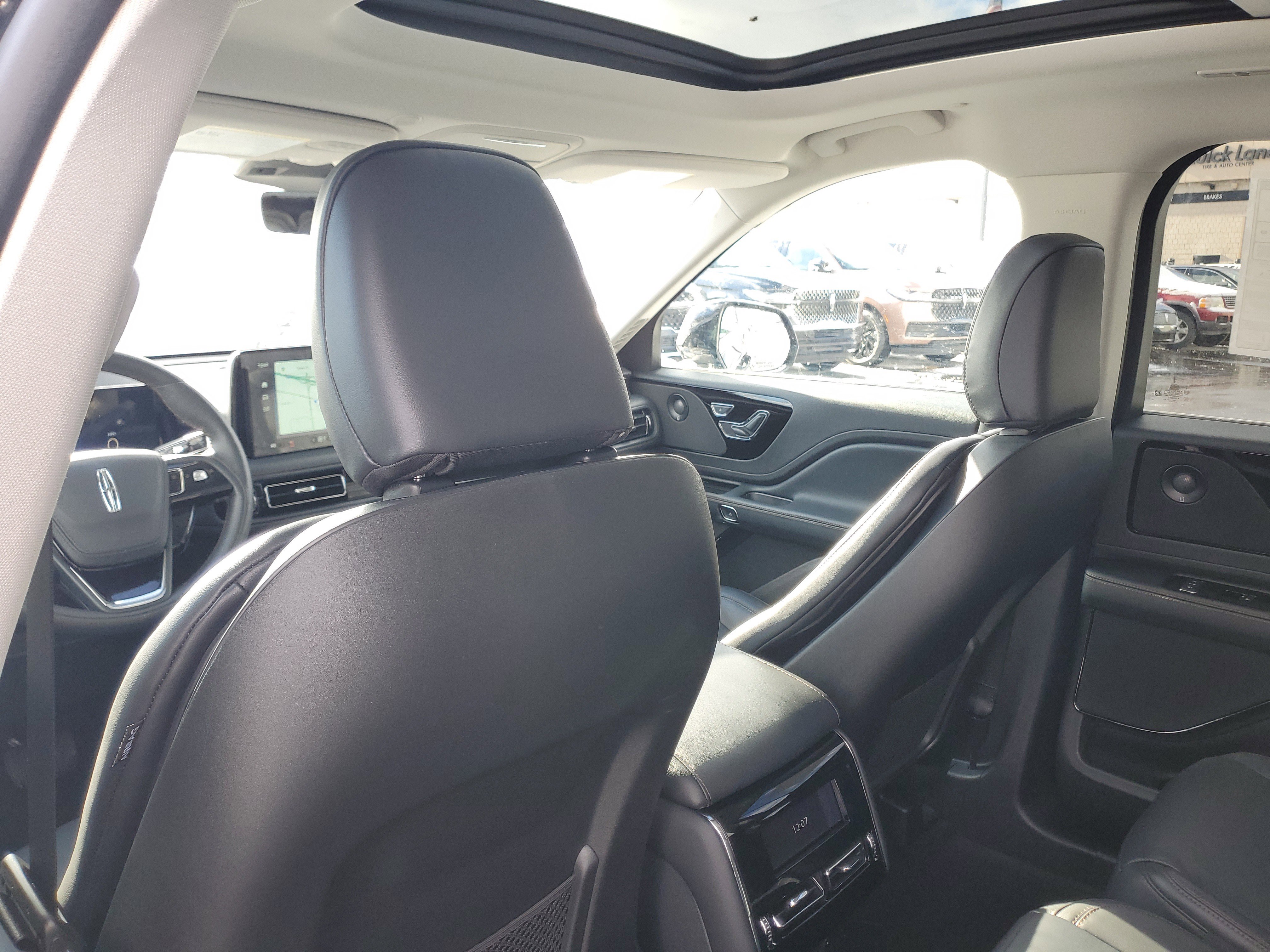 New 2025 Lincoln Aviator Reserve image 25