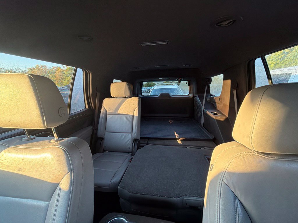 Used 2021 Chevrolet Tahoe LT w/ Luxury Package AWD/4WD image 18
