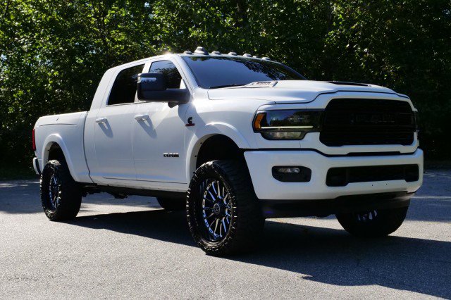 Used 2024 RAM 2500 Limited image 4