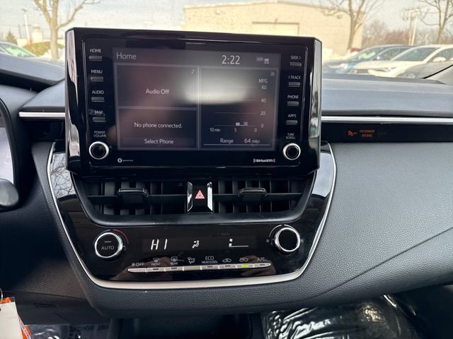 Used 2022 Toyota Corolla LE image 18