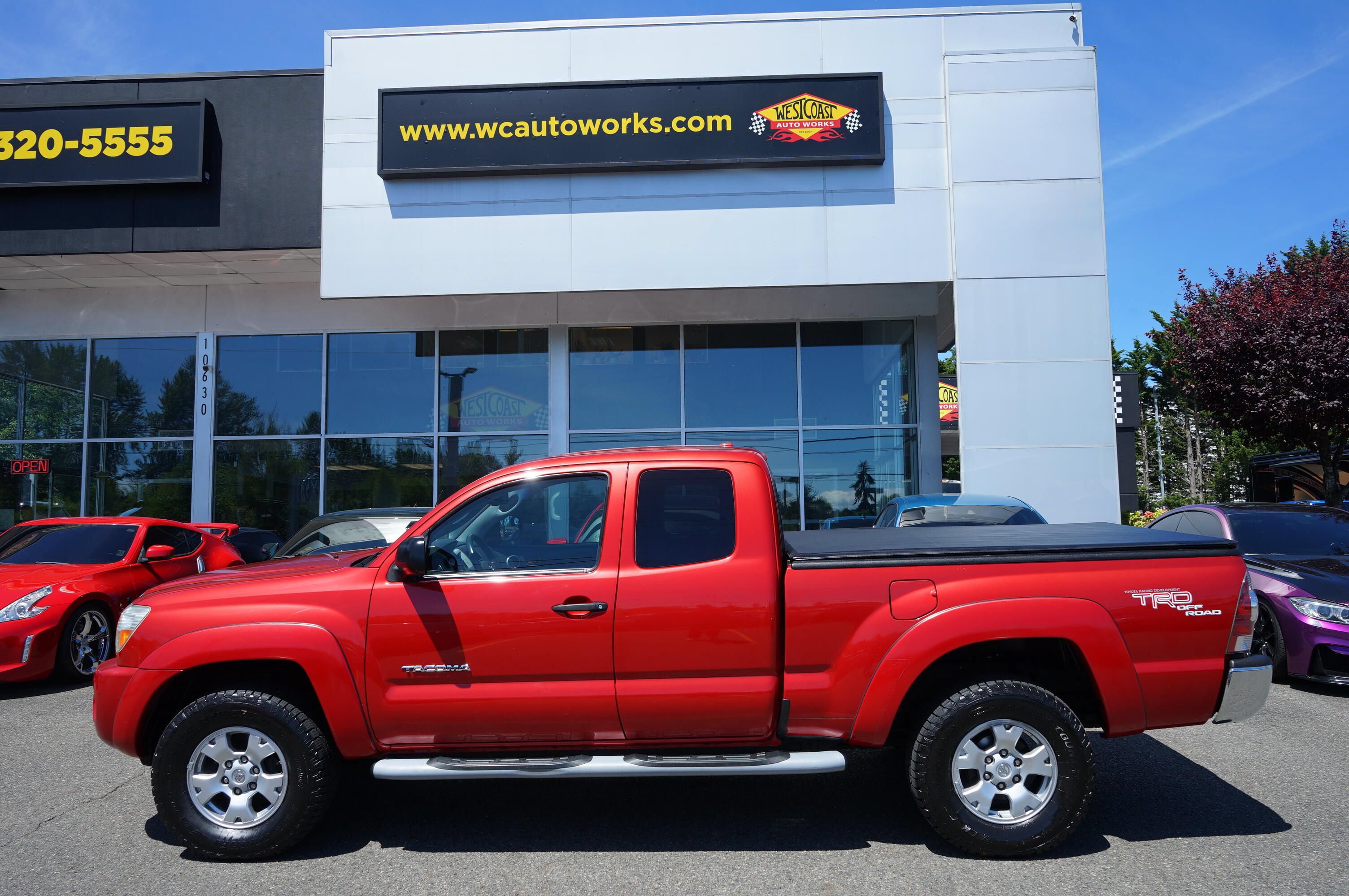 Used 2009 Toyota Tacoma PreRunner RWD image 2