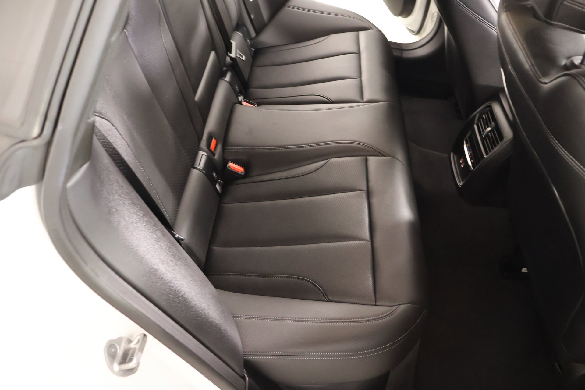 Used 2025 BMW 430i xDrive w/ M Sport Package image 15