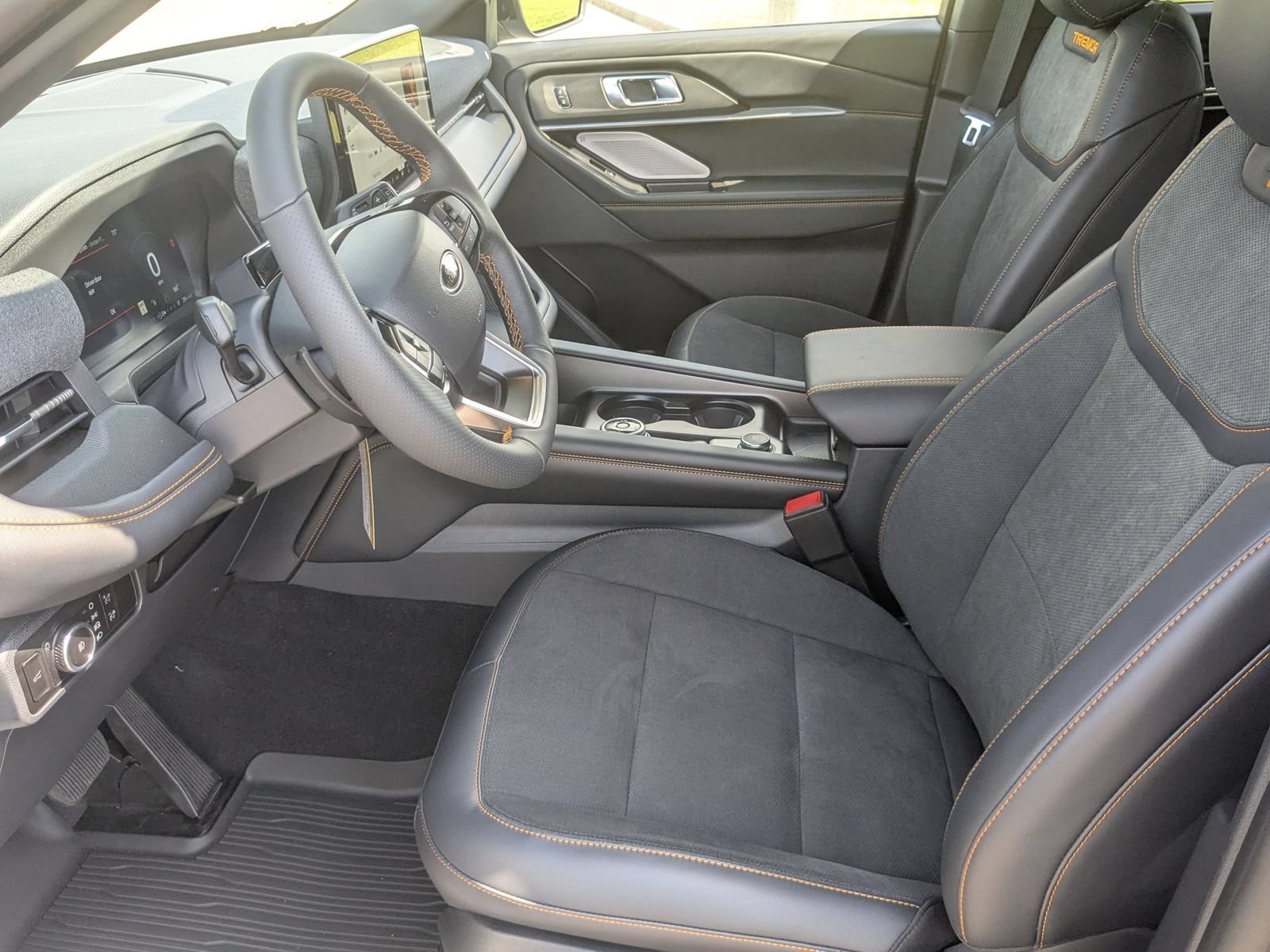 New 2026 Ford Explorer Tremor w/ Tremor Ultimate Package AWD/4WD image 13