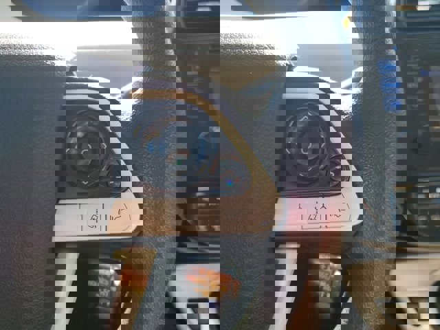 Used 2017 Toyota Prius Four image 17