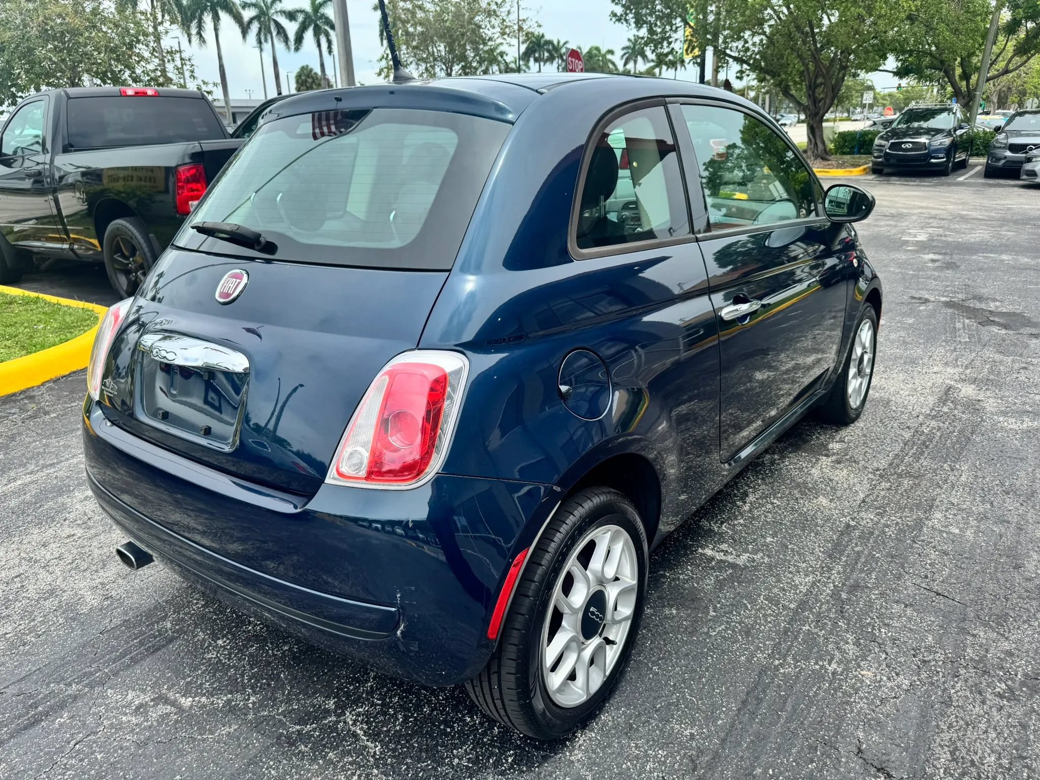 Used 2015 FIAT 500 Pop FWD image 5