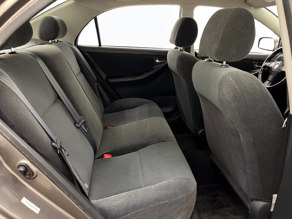 Used 2004 Toyota Corolla CE FWD image 34
