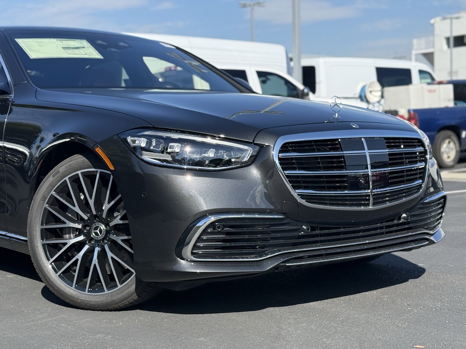 New 2026 Mercedes-Benz S 580 4MATIC Sedan image 3