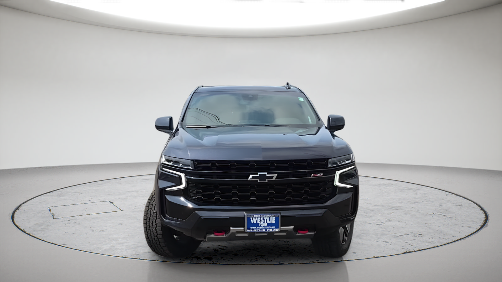 Used 2023 Chevrolet Tahoe Z71 AWD/4WD image 2