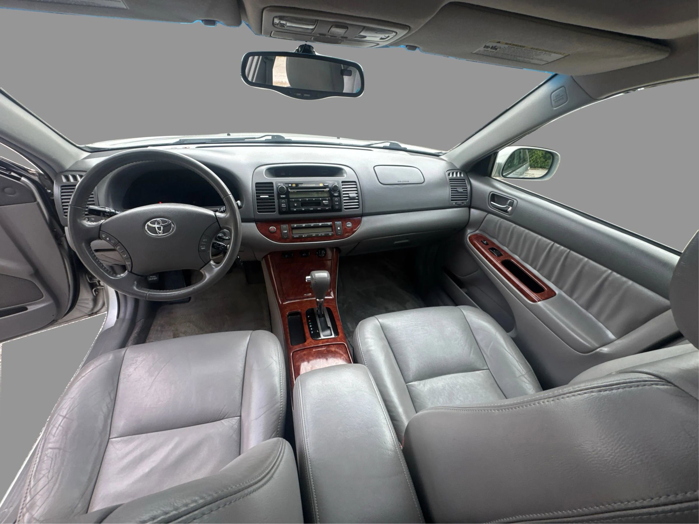 Used 2005 Toyota Camry LE FWD image 28