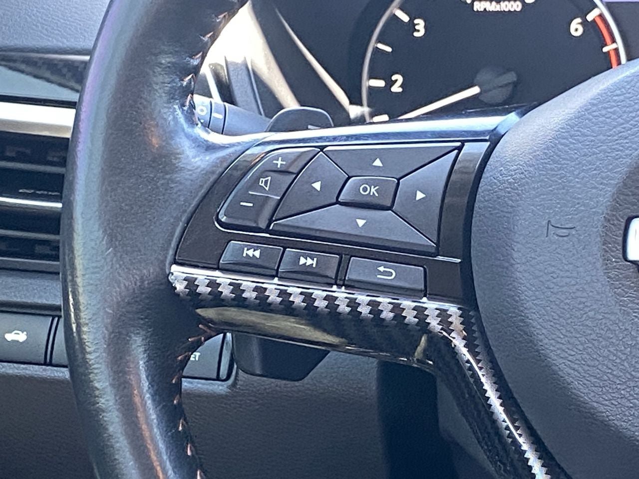 Certified 2023 Nissan Altima 2.0 SR FWD image 24