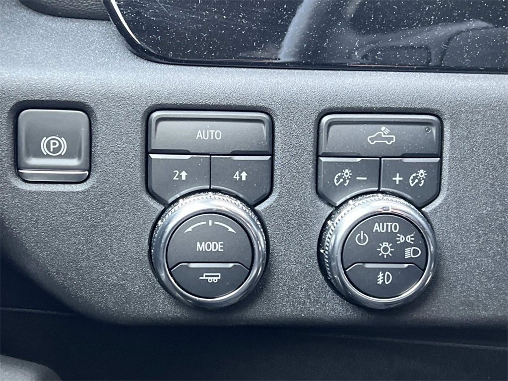 Certified 2025 GMC Sierra 1500 Elevation image 25