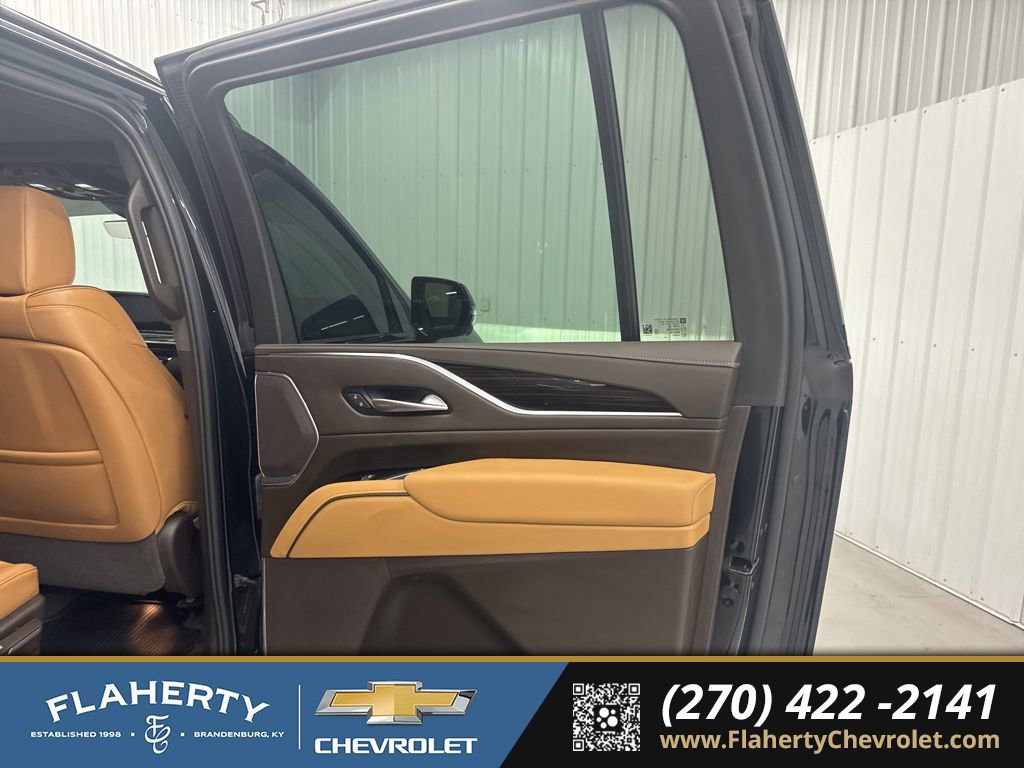 Used 2024 Cadillac Escalade ESV Sport w/ Touring Package image 14