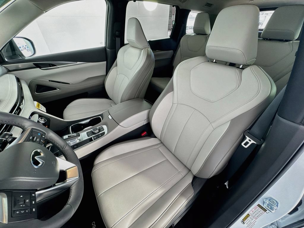 Used 2026 INFINITI QX60 Luxe w/ Cargo Package FWD image 22