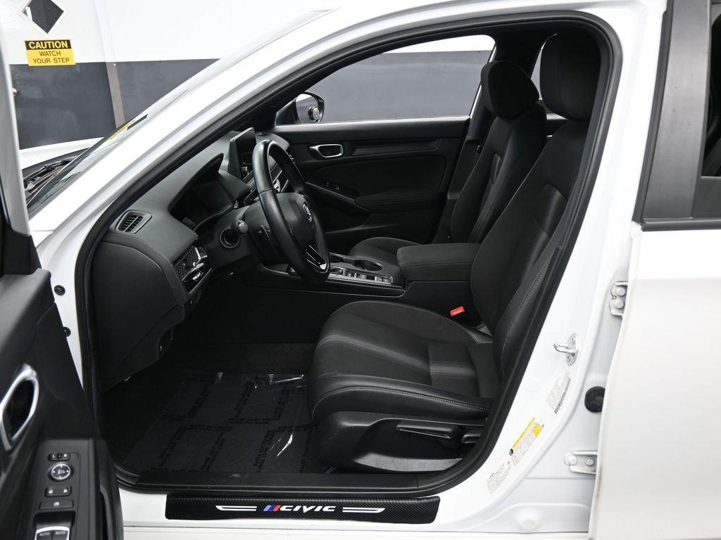 Used 2023 Honda Civic Sport image 11