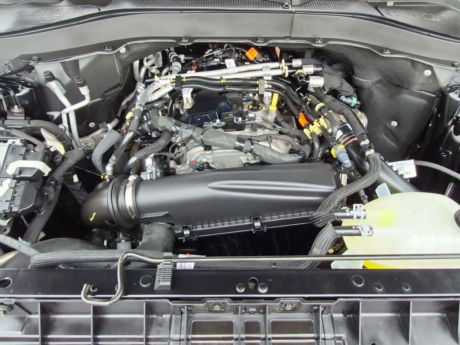 New 2025 Ford Explorer Active RWD image 29