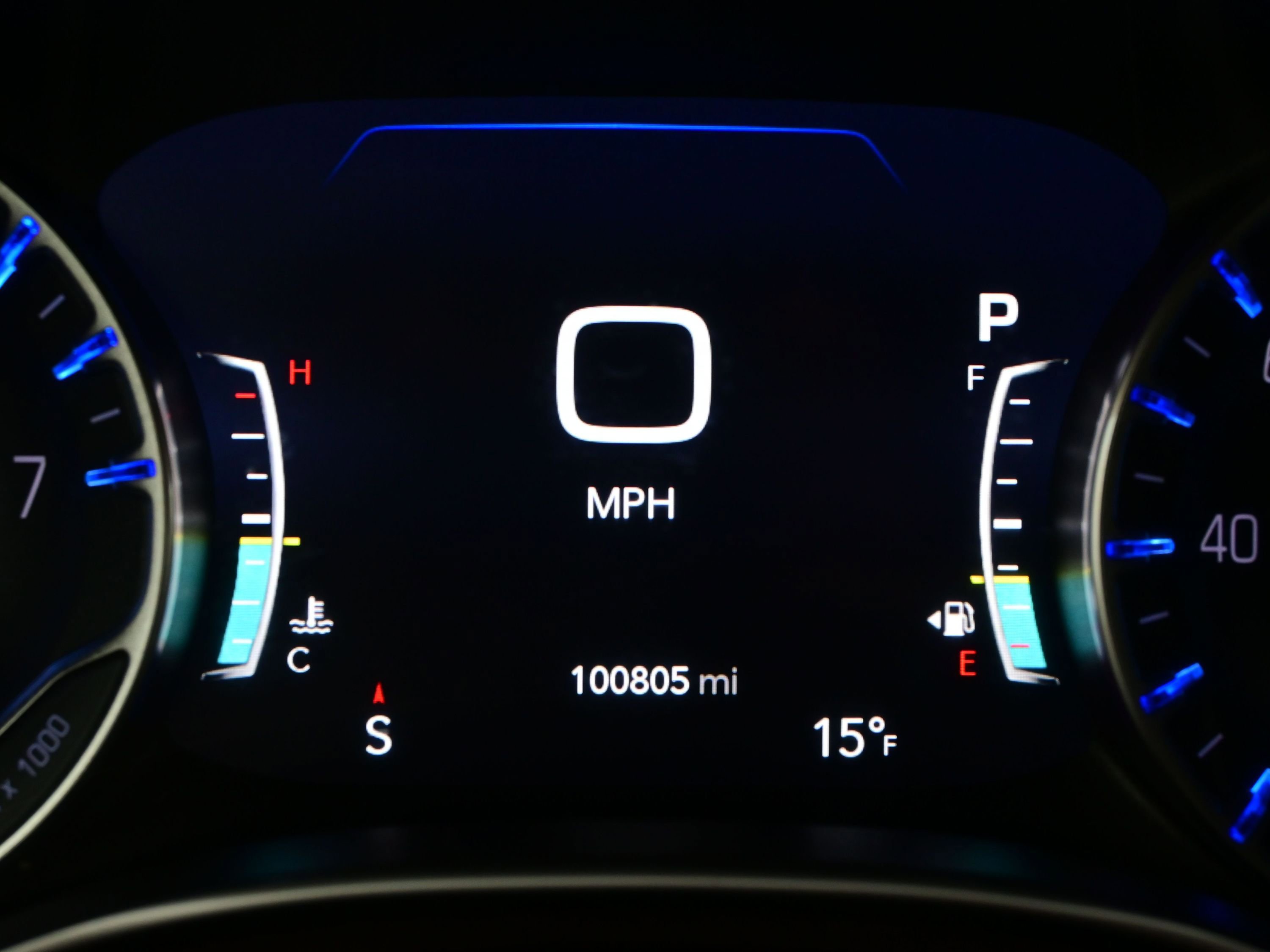 Used 2017 Chrysler Pacifica Touring-L Plus image 27