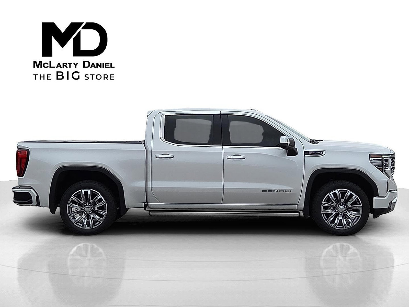 Certified 2024 GMC Sierra 1500 Denali w/ Denali Reserve Package AWD/4WD image 6