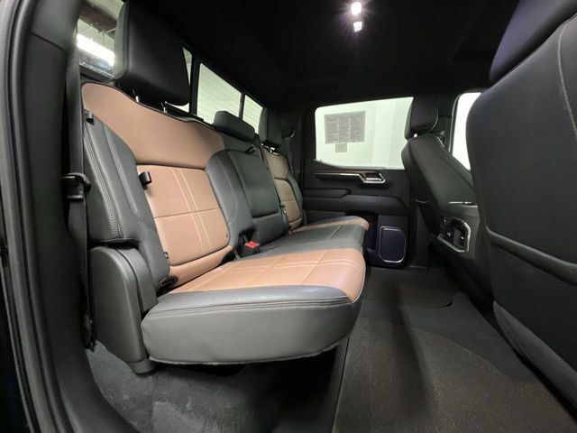 Certified 2023 Chevrolet Silverado 1500 High Country w/ Technology Package image 27