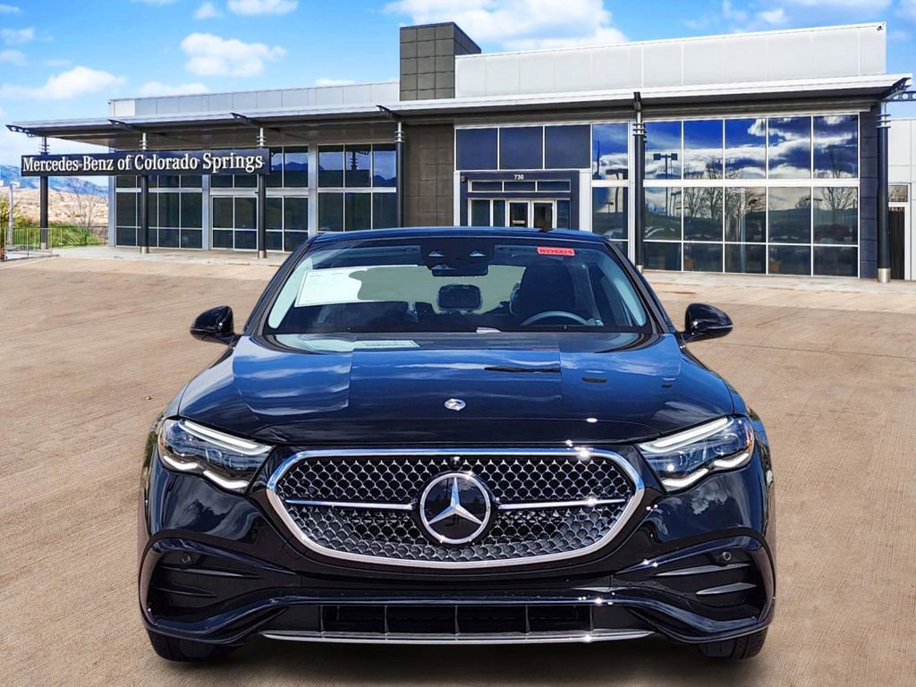New 2026 Mercedes-Benz E 350 4MATIC Sedan image 2