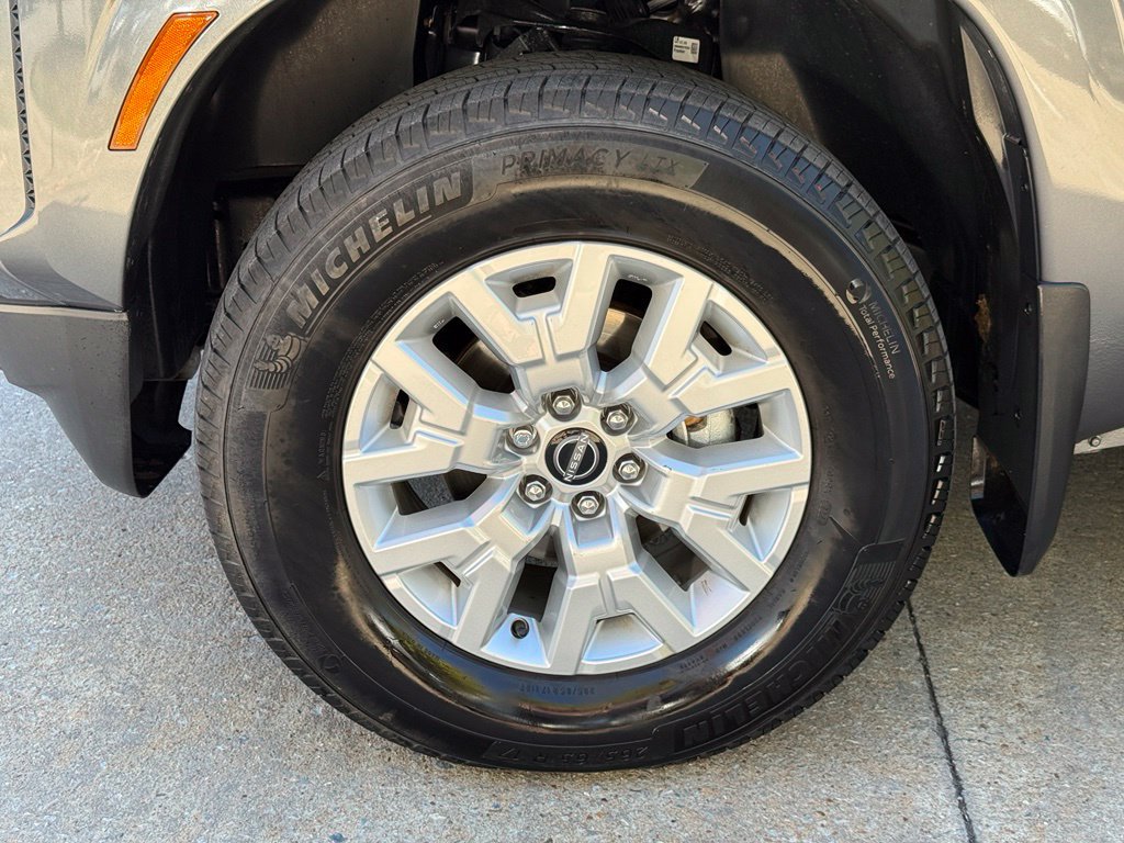 Used 2024 Nissan Frontier SV w/ SV Convenience Package AWD/4WD image 38