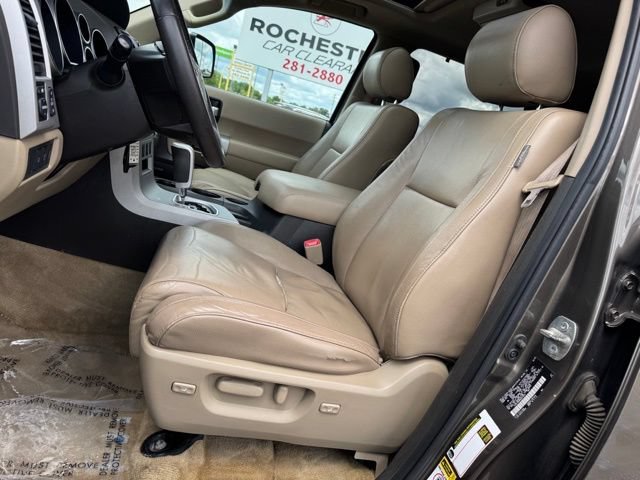 Used 2008 Toyota Sequoia Limited AWD/4WD image 3