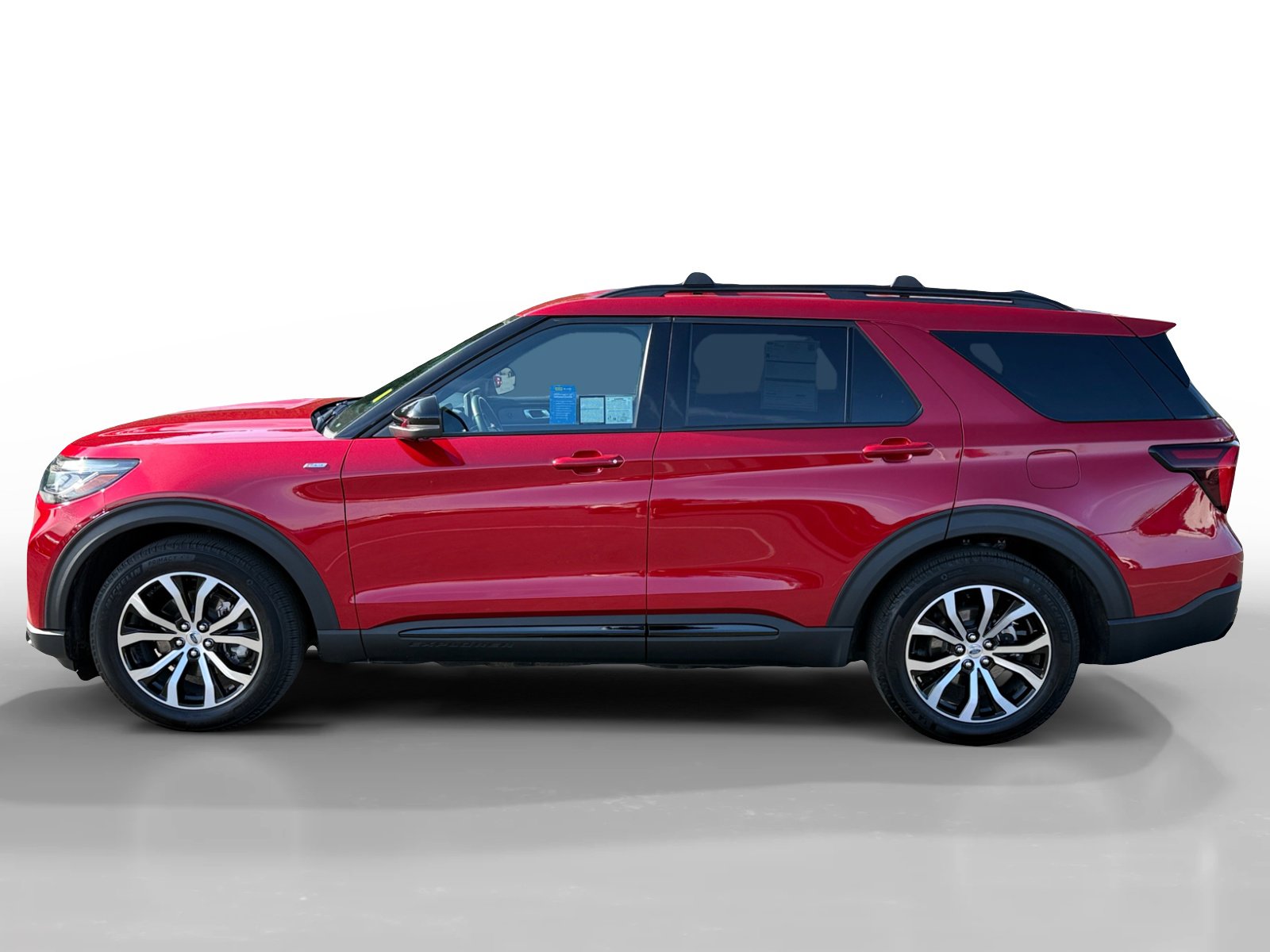 Certified 2025 Ford Explorer ST-Line image 2