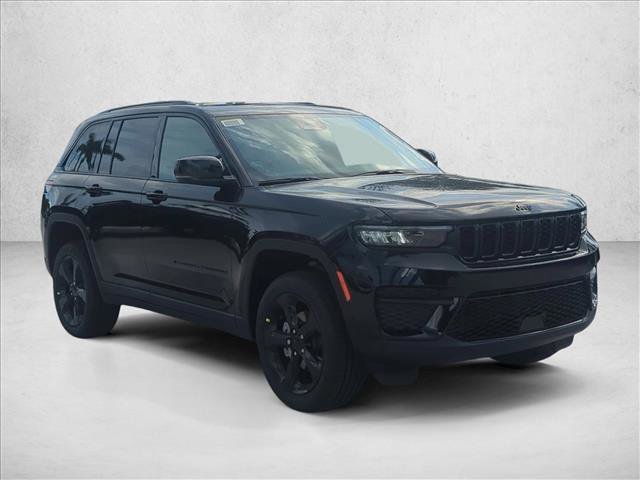 New 2025 Jeep Grand Cherokee Altitude image 6