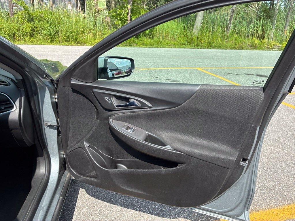 Used 2024 Chevrolet Malibu LT FWD image 39