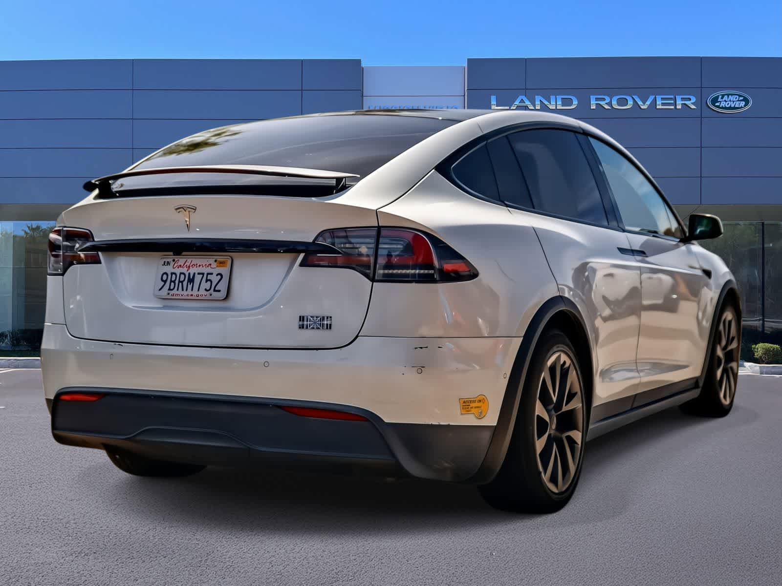 Used 2022 Tesla Model X Plaid AWD/4WD image 4